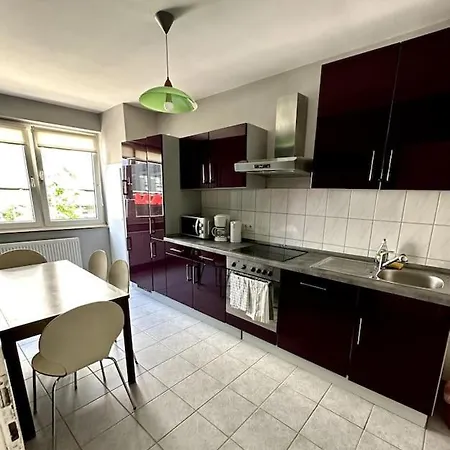 Schoene 2 1/2 Zimmer Im Herzen Von