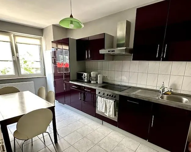 Schoene 2 1/2 Zimmer Im Herzen Von